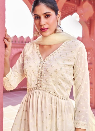 Majestic Embroidered Georgette Trendy Salwar Kameez