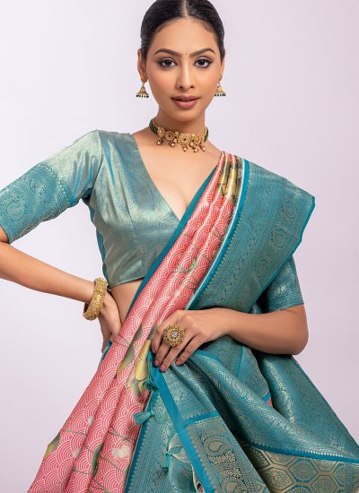Masterly Kanjivaram Silk Weaving Contemporary Saree