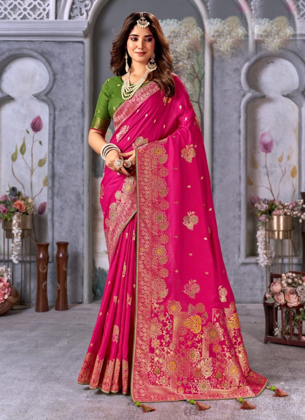 5.5 M (Separate Blouse Piece) Party Wear Women Banarasi Silk Saree, With  Blouse Piece at Rs 649 in Surat