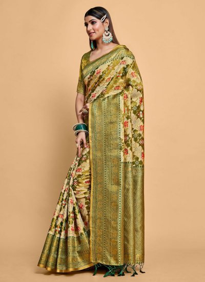 Refreshing Green Woven Kanjivaram Silk Classic Saree