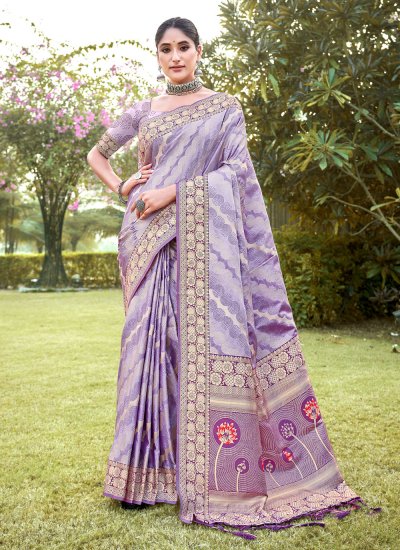 Silk Border Designer Traditional Saree in Lavender