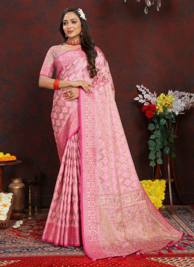 Silk Weaving Classic Saree in Pink