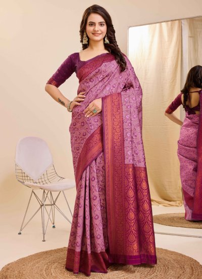 Sophisticated Classic Saree For Festival