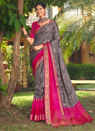 Yasasvika Eri ikat Saree – Ereena