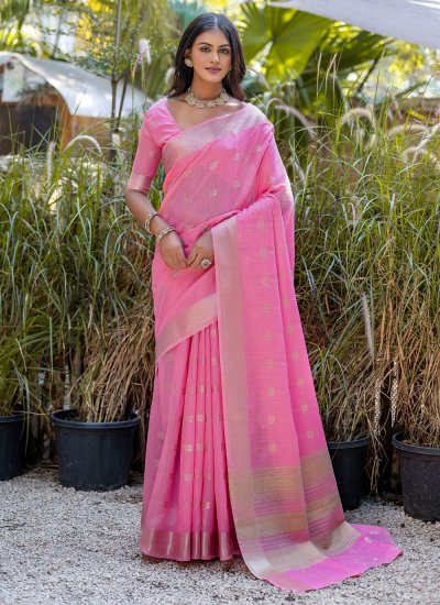 Stylish Trendy Saree For Ceremonial