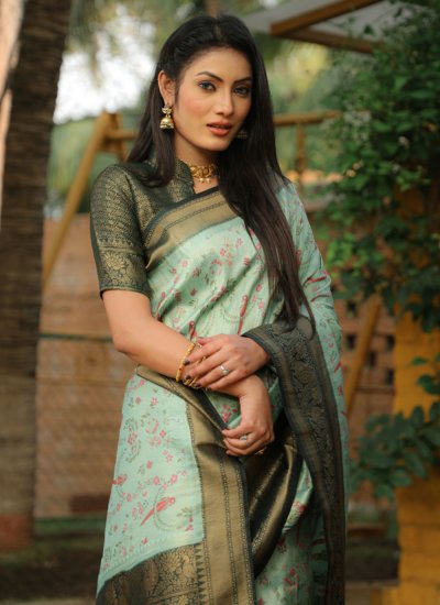Transcendent Kanjivaram Silk Weaving Trendy Saree