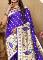 Trendy Saree Weaving Silk in Purple