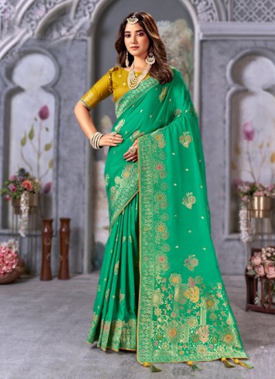 Weaving Silk Classic Saree in Green