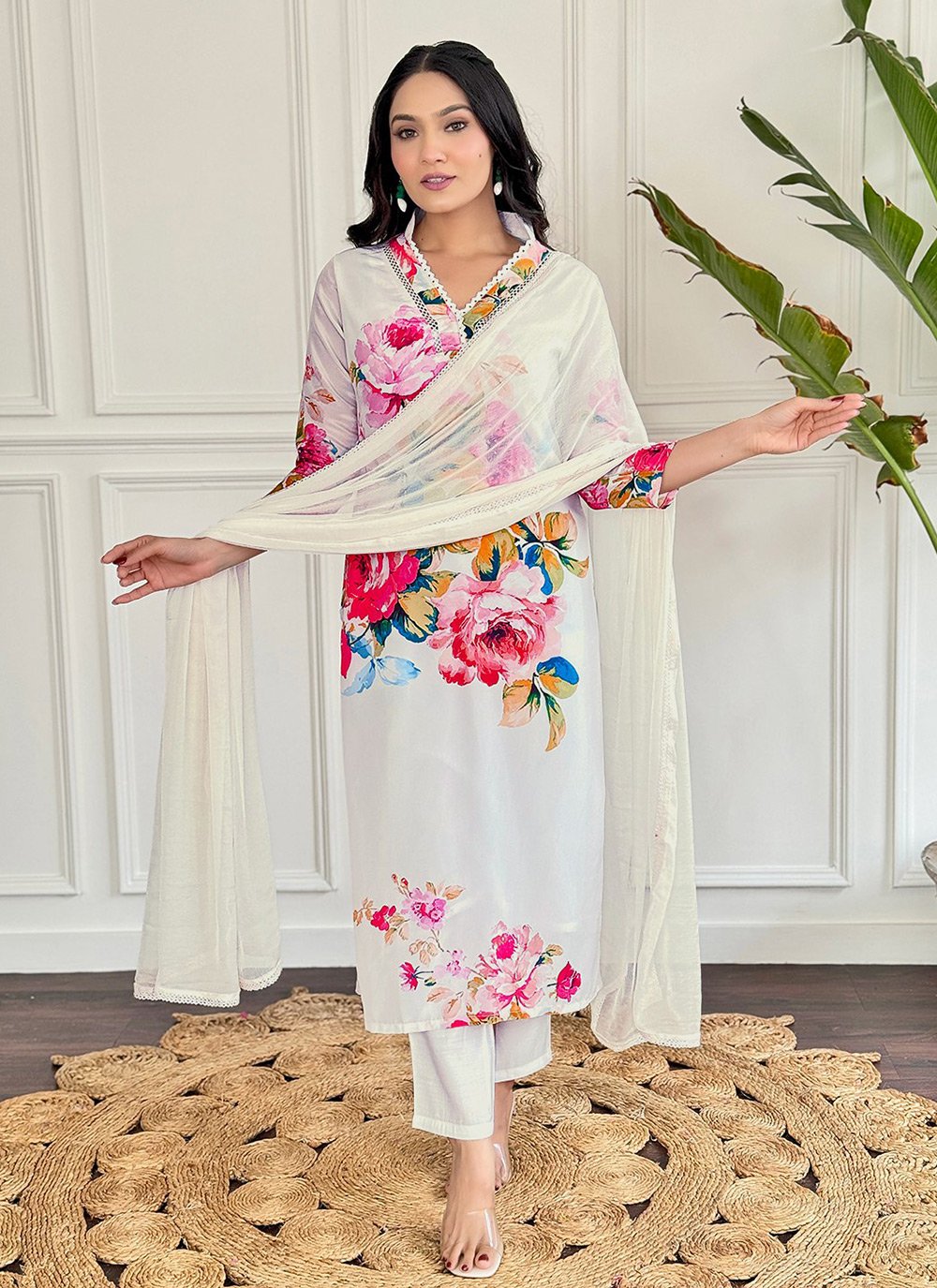 white churidar matching shawl