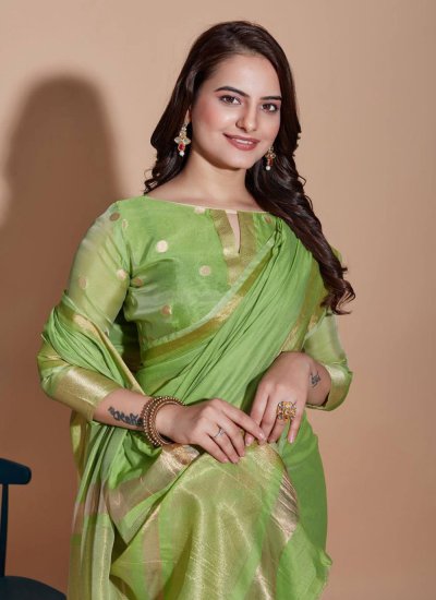 Woven Cotton Classic Saree in Green