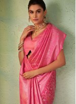 Woven Kanjivaram Silk Classic Saree in Pink