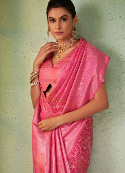 Woven Kanjivaram Silk Classic Saree in Pink