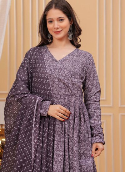 
                            Arresting Printed Rayon Purple Salwar Suit