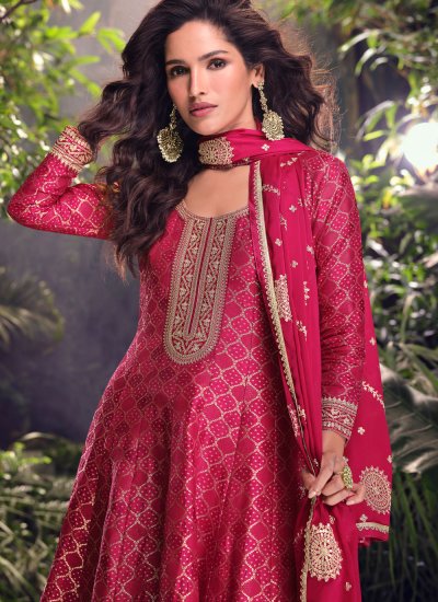 
                            Attractive Viscose Embroidered Readymade Salwar Kameez