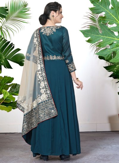 
                            Baronial Zari Salwar Suit