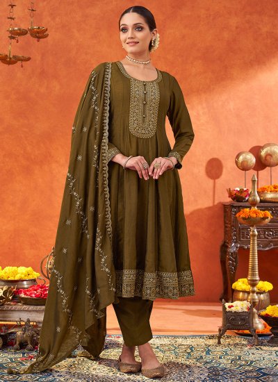 Distinguishable Embroidered Readymade Anarkali Salwar Suit