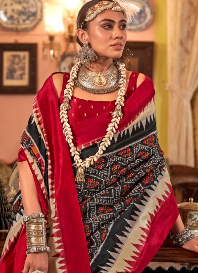 Eye-Catchy Silk Party Trendy Saree