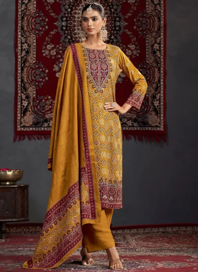 Flattering Pant Style Suit For Party