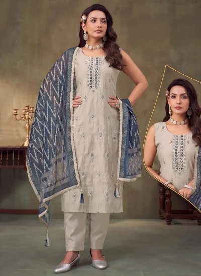 Flawless Embroidered Readymade Salwar Kameez