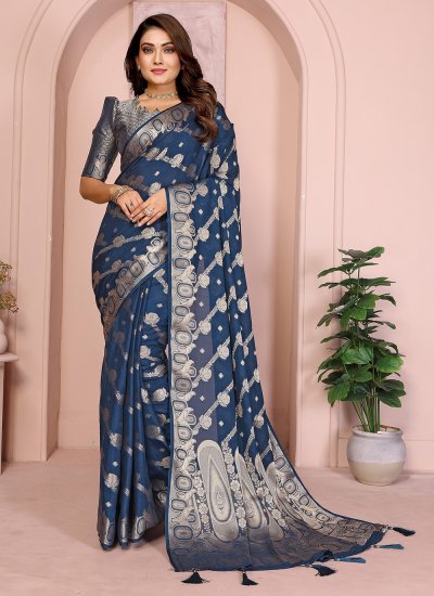 Georgette Floral Print Classic Saree in Morpeach
