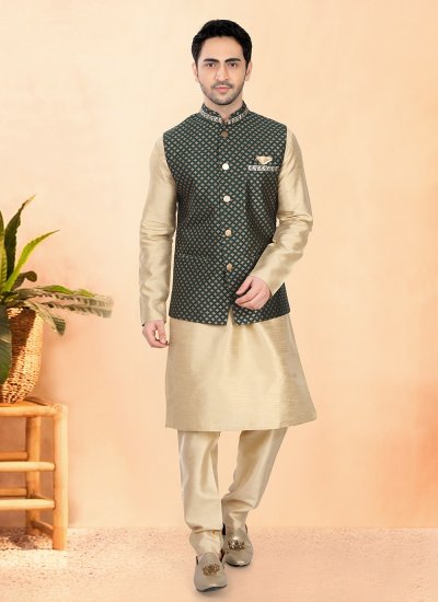 Lace Jacquard Kurta Payjama With Jacket in Gold and Green