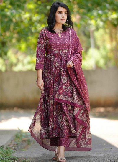 Maroon Color Salwar Kameez 
                            Maroon Color Salwar Kameez