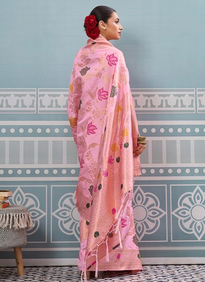 
                            Prepossessing Pink Weaving Silk Contemporary Saree