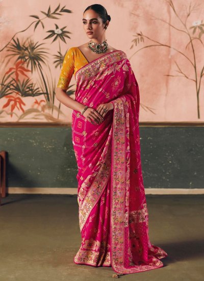 Pure Georgette Traditional Saree in Pink