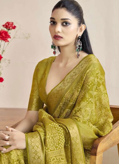 
                            Silk Contemporary Saree in Green