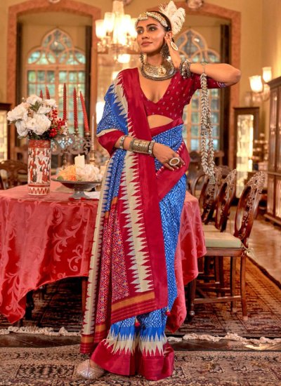 Sophisticated Blue Zari Silk Classic Saree