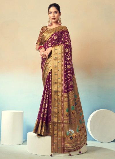 Sorcerous Weaving Classic Saree