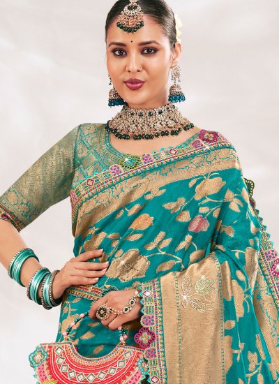 
                            Stylish Green Silk Contemporary Saree