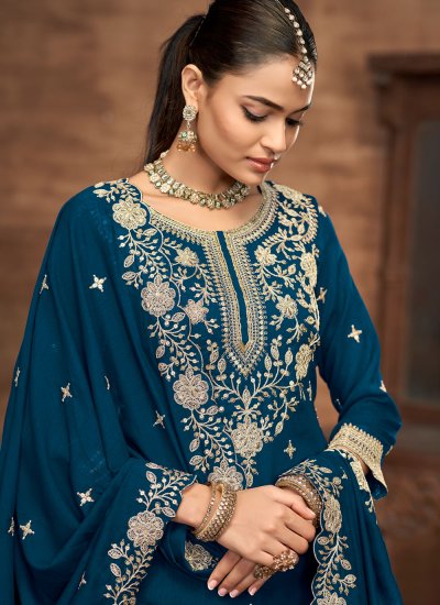 
                            Vichitra Silk Readymade Lehenga Choli in Morpeach 