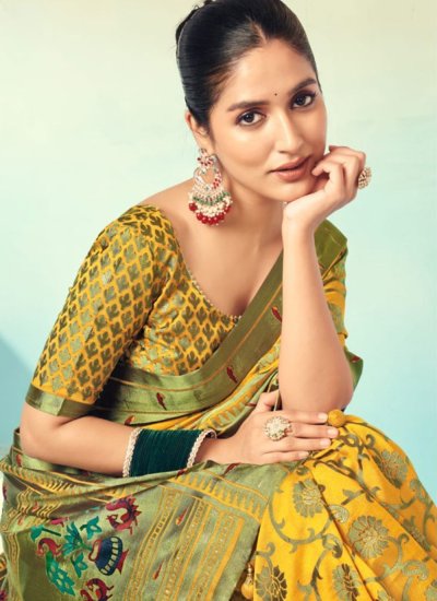 
                            Yellow Weaving Georgette Designer Saree