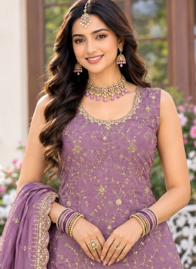 
                            Adorning Palazzo Salwar Kameez For Engagement