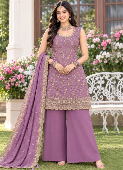 Adorning Palazzo Salwar Kameez For Engagement