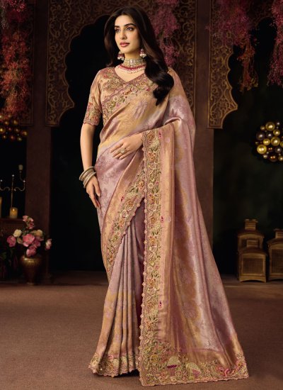 Affectionate Classic Saree For Ceremonial
