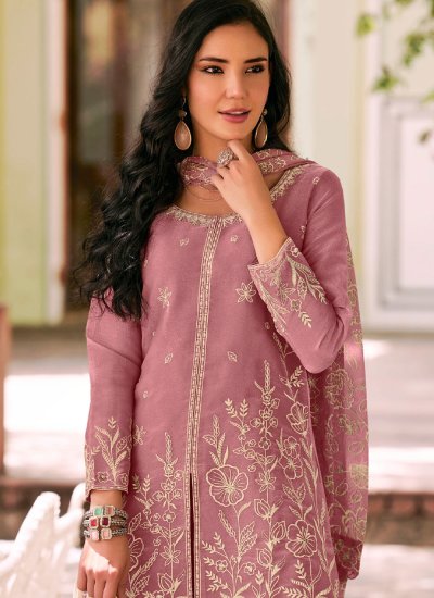 
                            Beautiful Embroidered Silk Pink Trendy Salwar Kameez