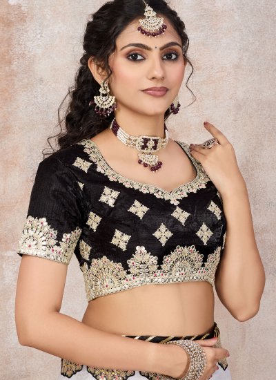 
                            Black and Grey Georgette Embroidered Trendy Saree