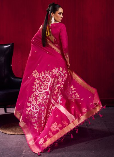 
                            Blooming Weaving Festival Classic Saree