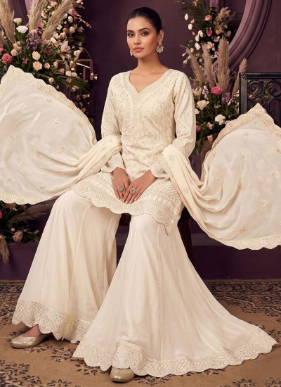 
                            Chinon Off White Salwar Kameez