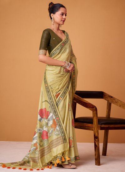 
                            Cotton Green Digital Print Contemporary Saree