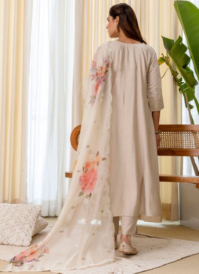 
                            Cream Silk Blend Readymade Salwar Kameez