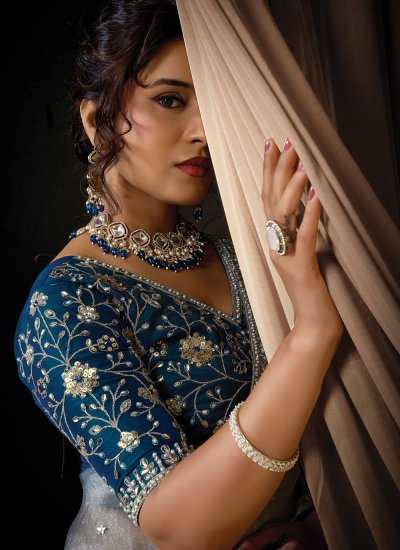 
                            Delectable Sea Green Contemporary Saree