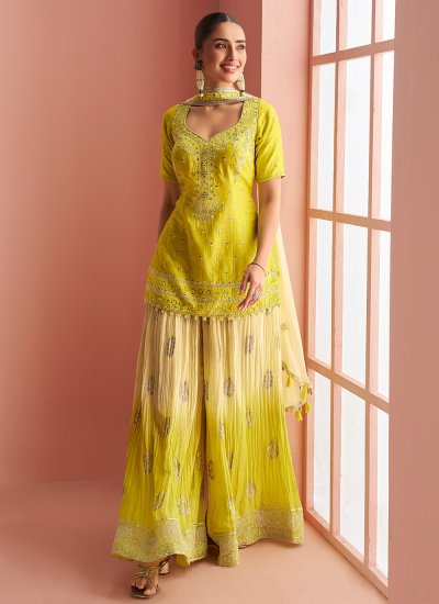 Distinctively Green Salwar Kameez