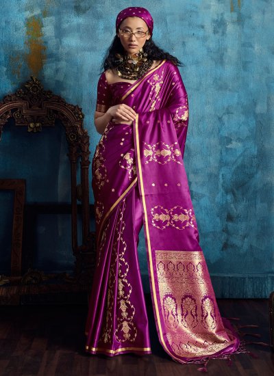 Elegant Weaving Purple Traditional Saree