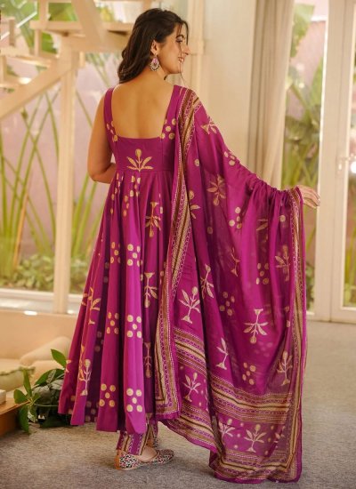 
                            Enthralling Muslin Festival Anarkali Salwar Suit