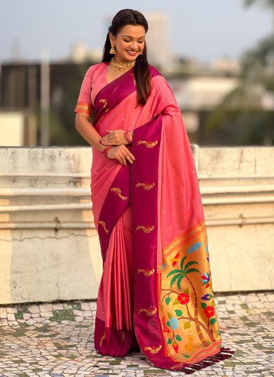 Enthralling Pink Woven Classic Saree