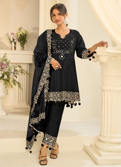 Epitome Black Party Salwar Kameez