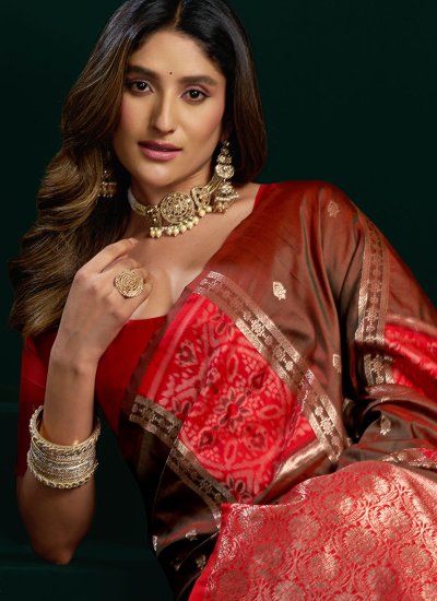 
                            Epitome Fancy Silk Classic Saree